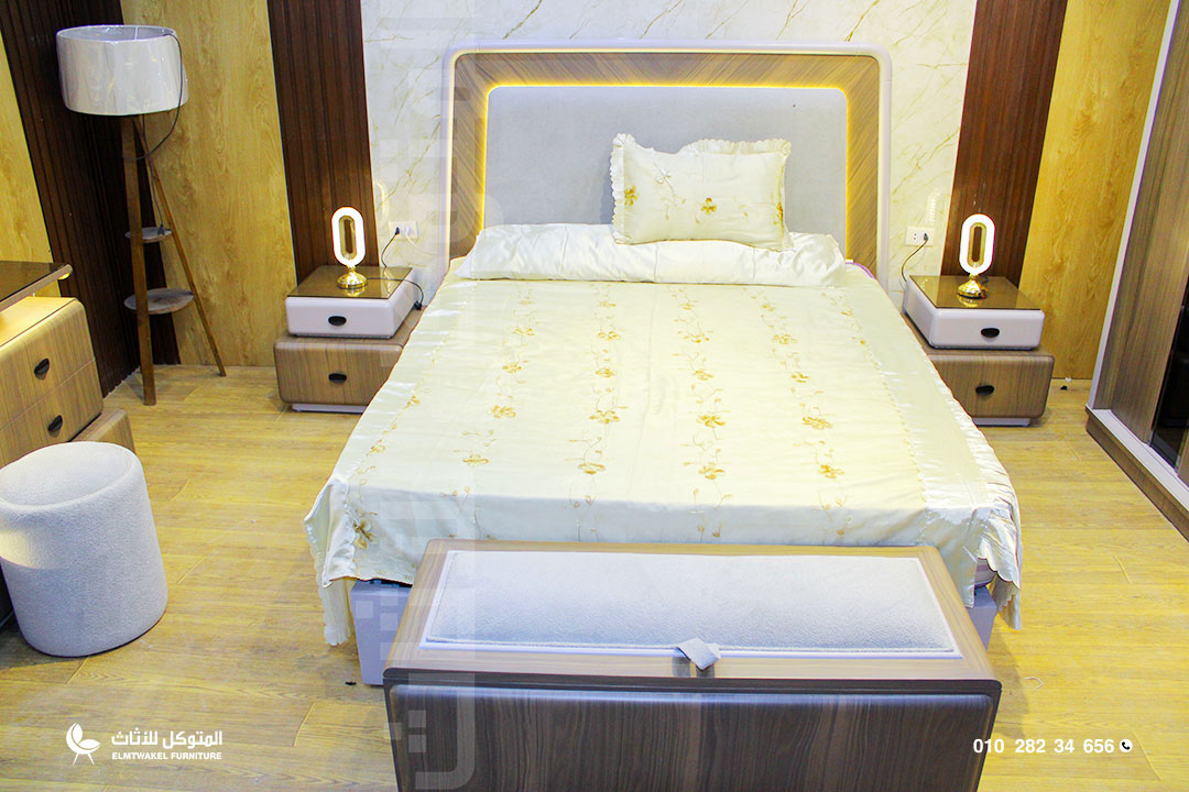 غرفه نوم هرمي