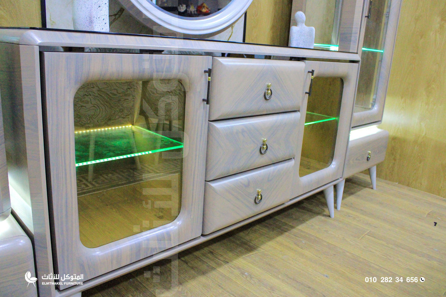 غرفة سفره ليرا