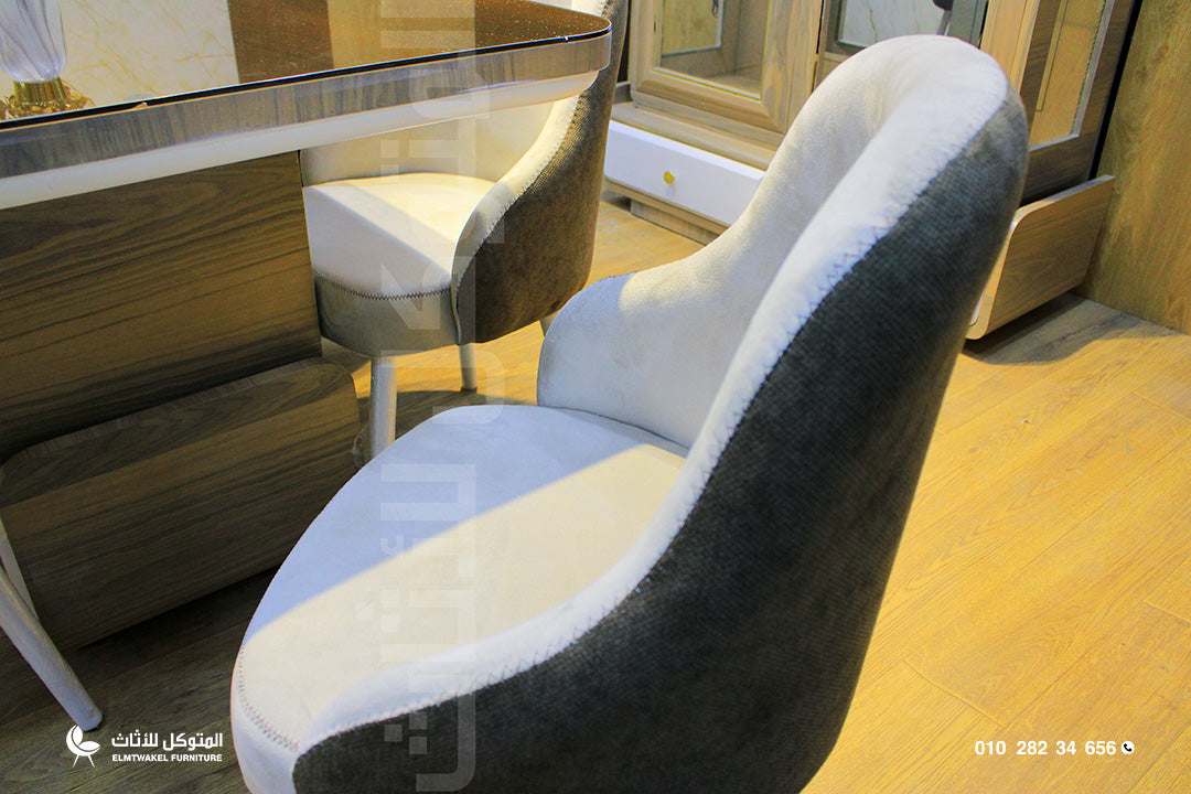 غرفة سفره لازنيا