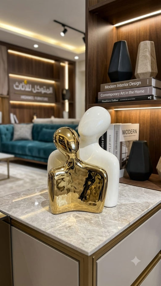 طقم احتواء