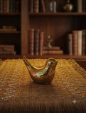 عصفورة وسط